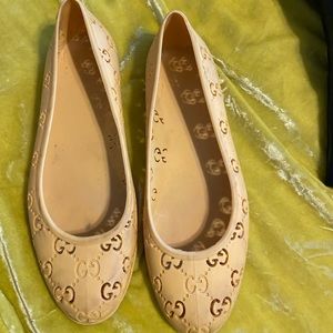Authentic Gucci rubber flats